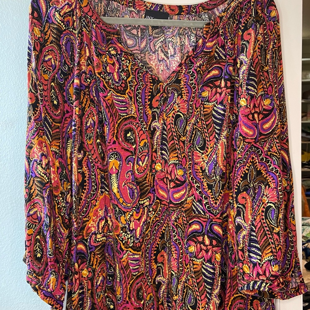 Jones New York boho tunic top size 3X. Multicolored
